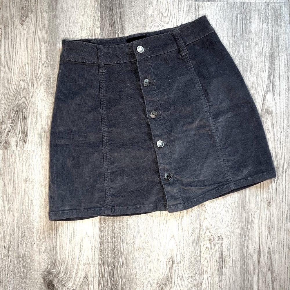 Celebrity Pink brand Steel Corduroy Button Skirt Size Large